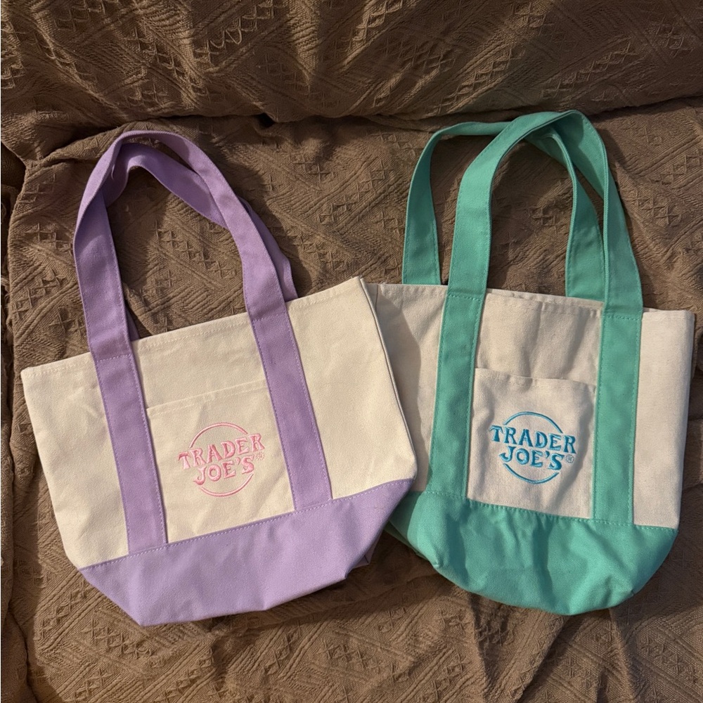 🆕 Trader Joe’s Mini Tote (Purple)